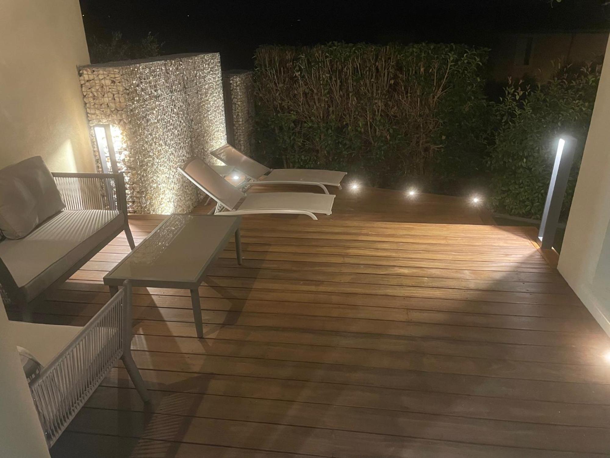Logement Avec Jacuzzi Joucas Exterior foto